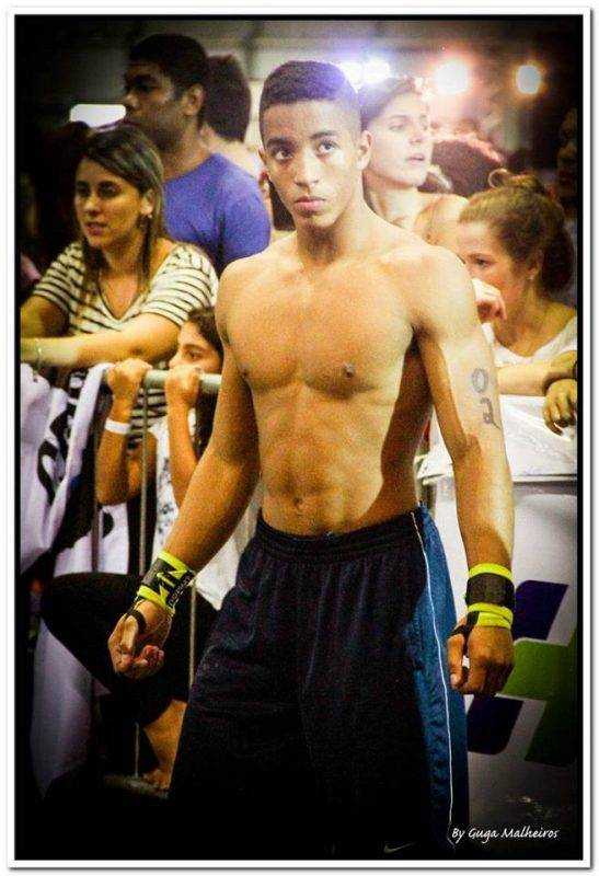 Ele é o terceiro do mundo em sua categoria, e está apenas começando no Crossfit: Guilherme Malheiros